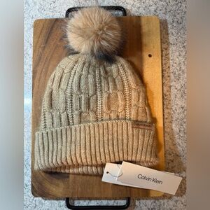 Calvin Klein | Women’s Beige “Cafe Ole” Cable Knit Lined Beanie, w/Pom Pom, NWT
